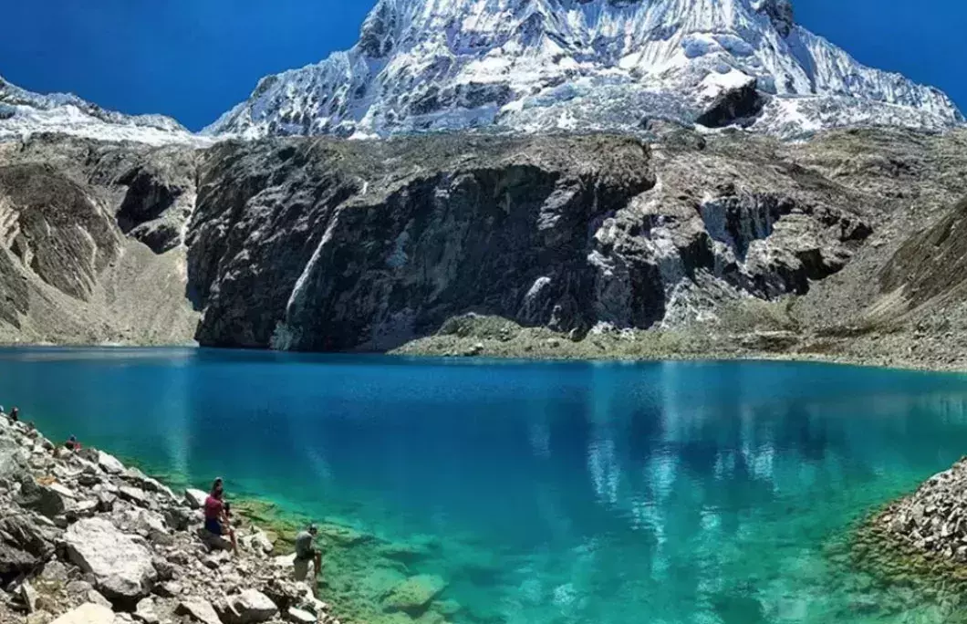 7. Laguna 69, Peru