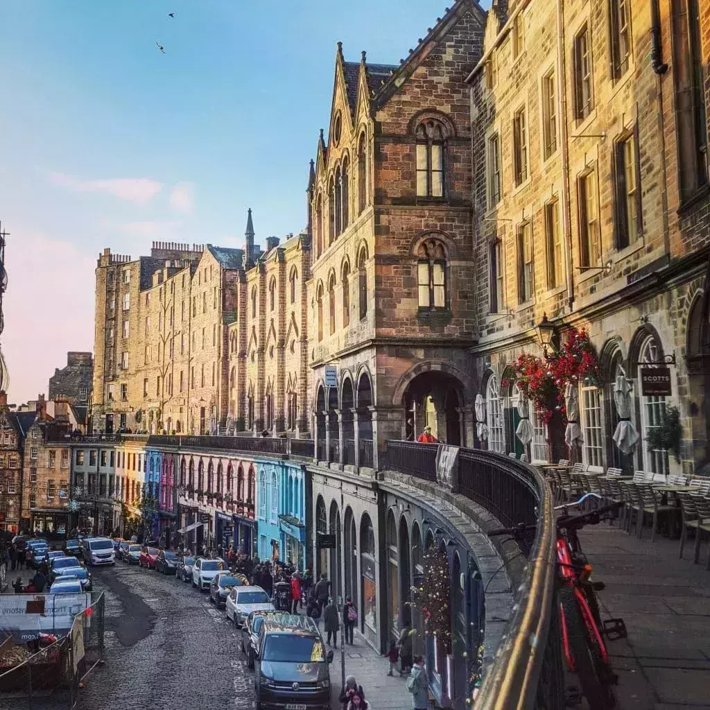 edinburgh car free