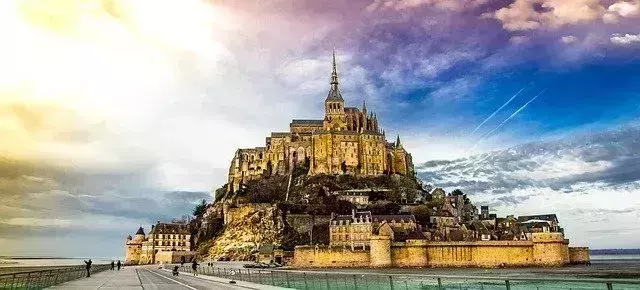 france essential experiences