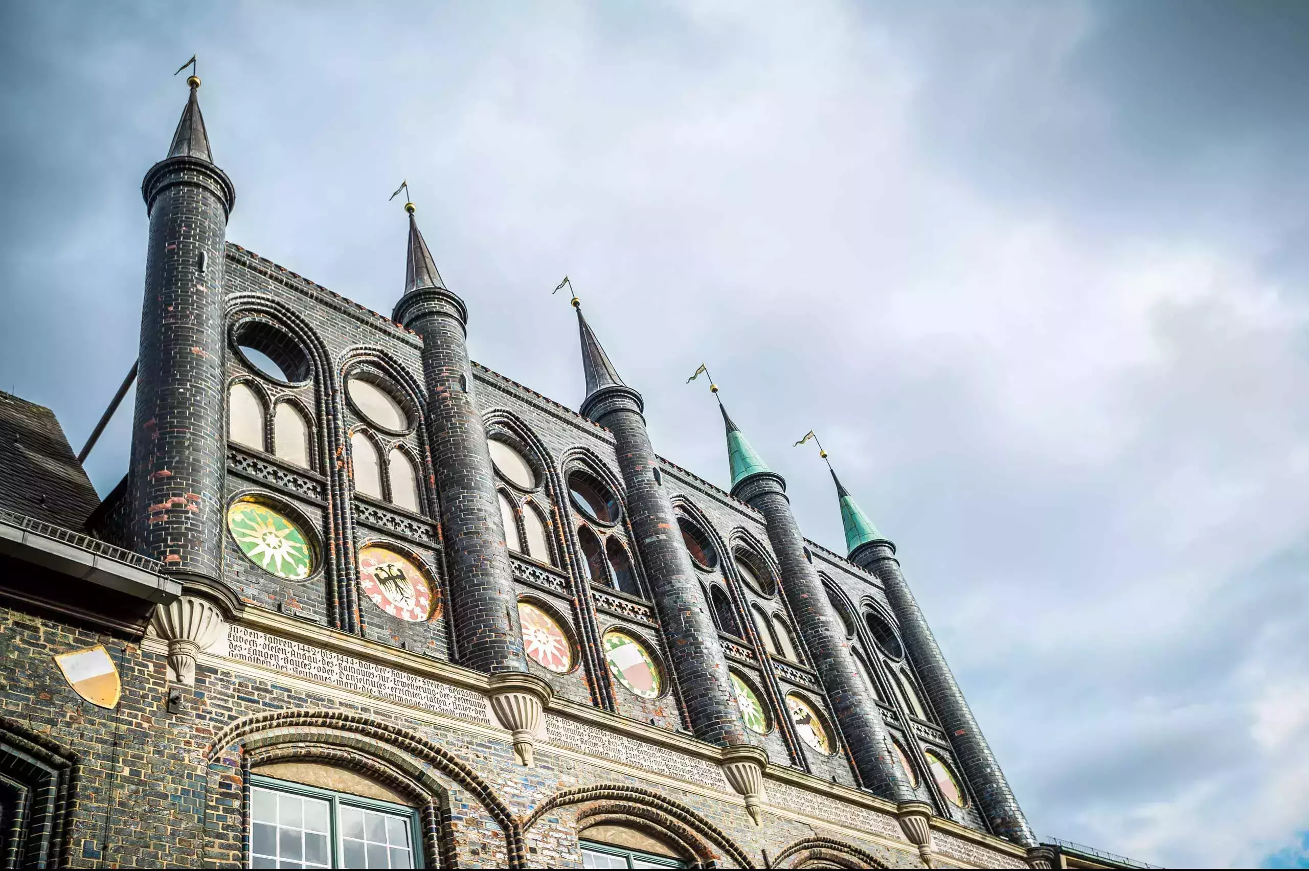 Best Historical Landmarks to Visit in Europe