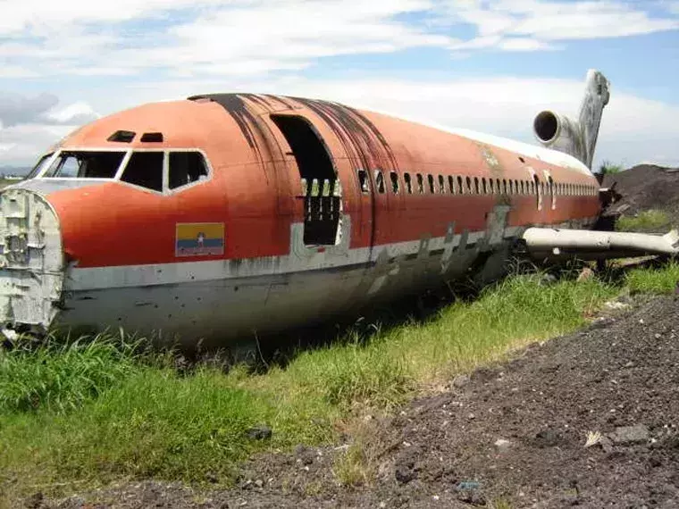 Plane&amp;amp;amp;rsquo;s interior in Costa Verde