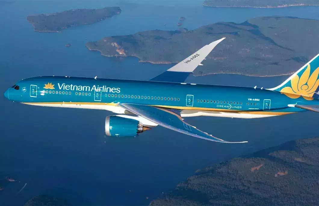 Fly From Hanoi to Da Nang