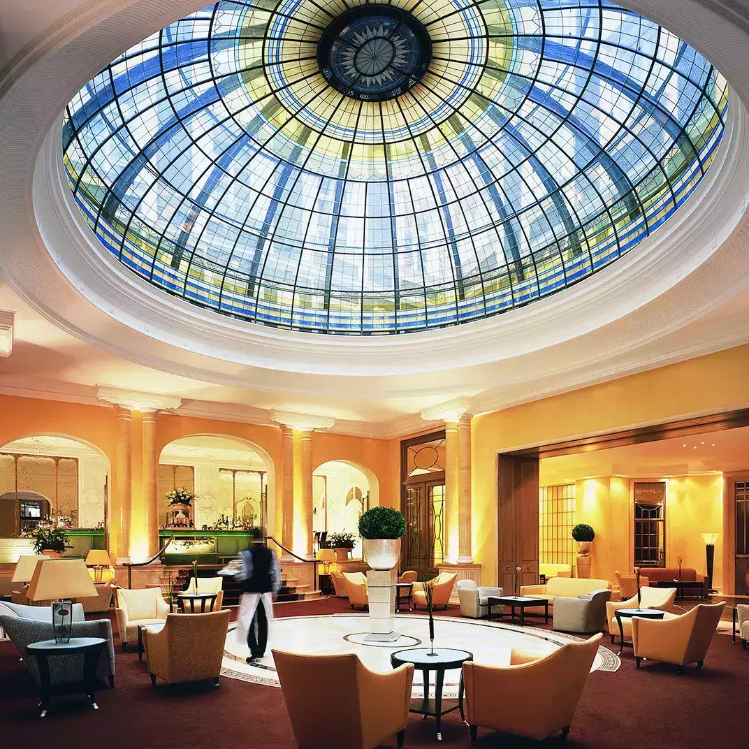 Hotel Bayerrischer Hof in Munich