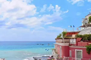 The 7 Most Instagrammable Spots On The Amalfi Coast