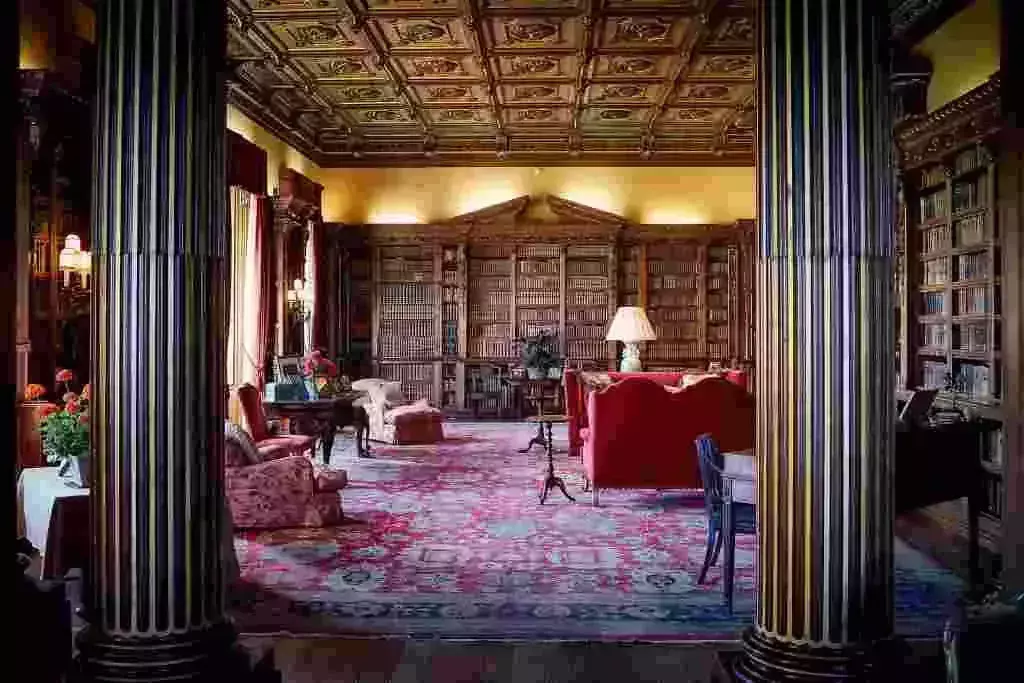 downton abbey castle