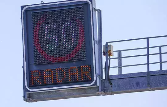 Toma en cuenta los límites de velocidad