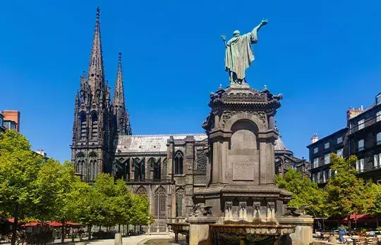 Clermont-Ferrand" Clermont-Ferrand