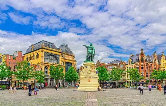 Mercado de Vrijdagmarkt