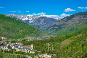 How to get from Denver to Vail
