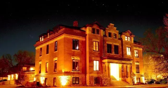 7 Most Haunted Places in Kansas