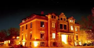7 Most Haunted Places in Kansas