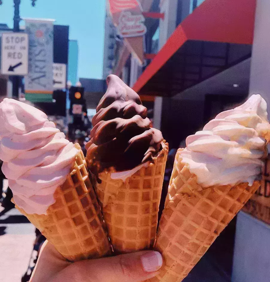 Cruze Farm Glace in America