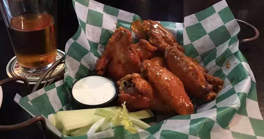 Where to Eat Chicken Wings in Virginia
