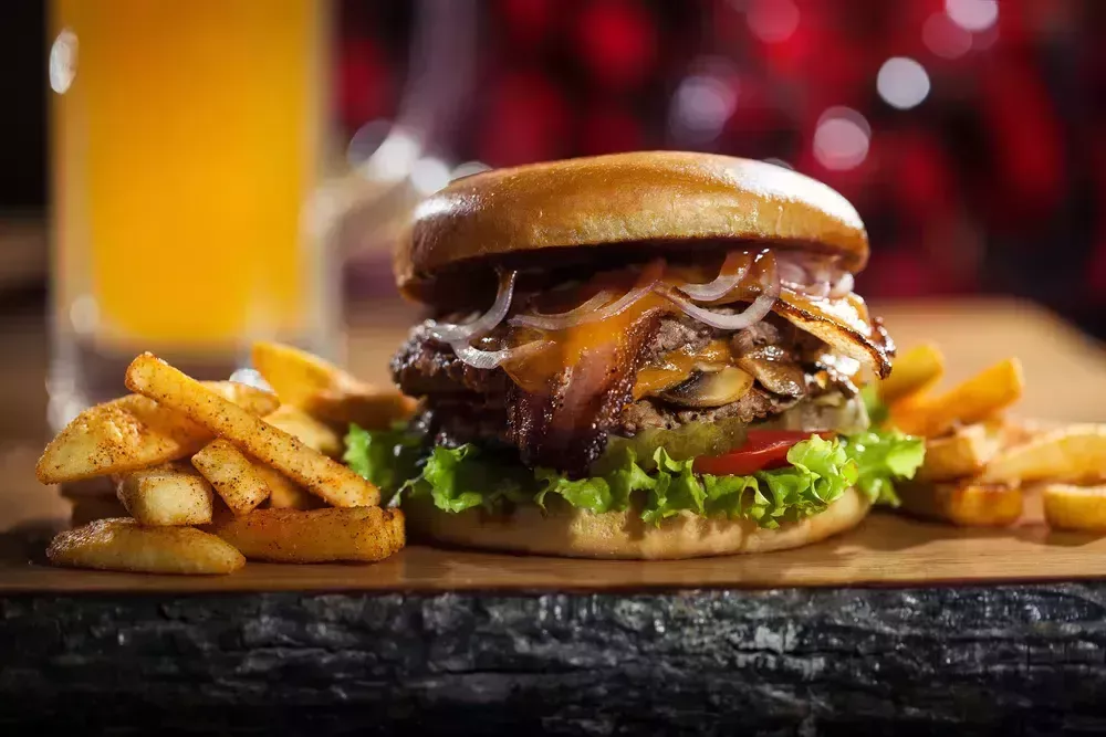 National cheeseburger day 2019