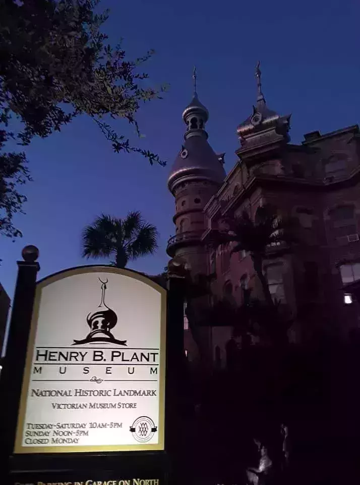 48 hours in Tampa
