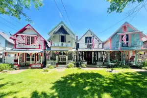How to get from Boston to Martha’s Vineyard