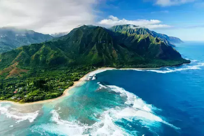 how to travel Hawaii