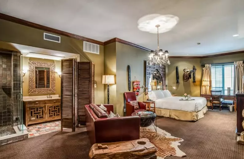 Out of Africa suite, Hotel ZaZa Dallas