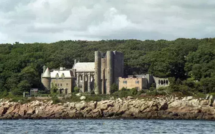 best castles in Massachusetts