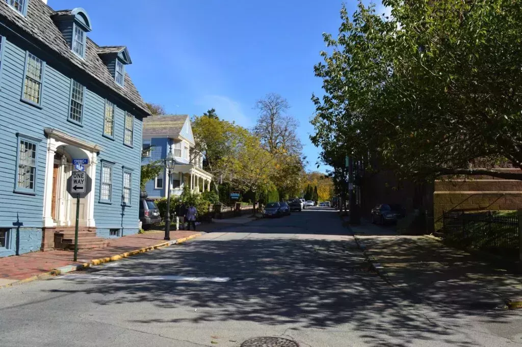 best walks Newport RI