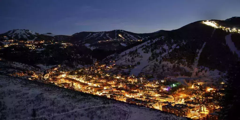 festive towns usa