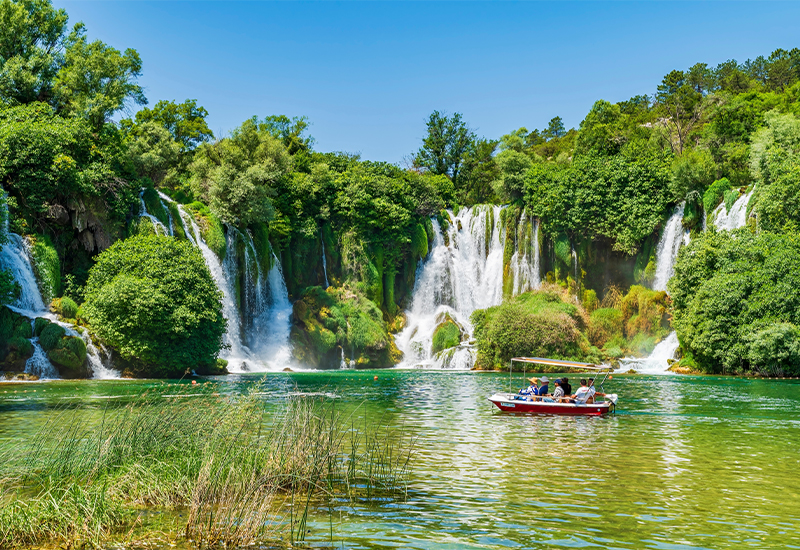Scenic view of Kravice Falls