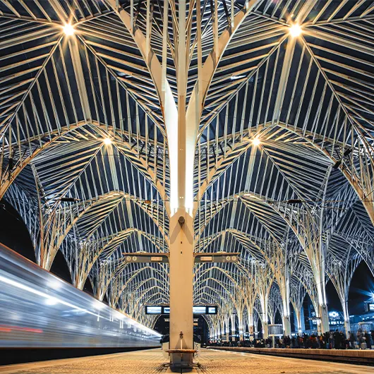 Una vista panoramica della stazione Oriente