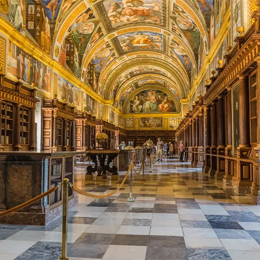 Una bella vista del Monastero Reale di San Lorenzo de El Escorial