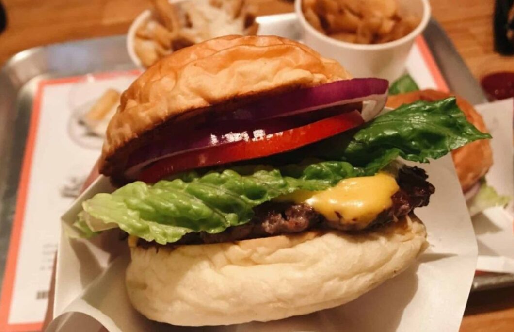 2nd. Burger & Co. – Taipei