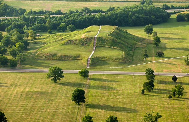 Cahokia Mounds, IL