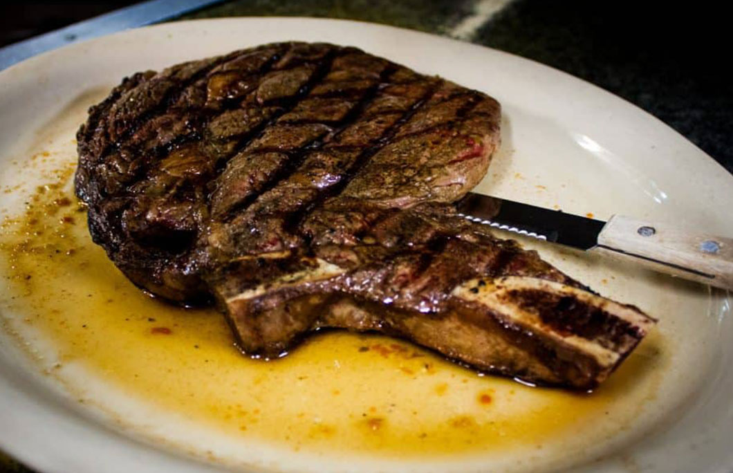 4. Arnie’s West Branch Steak House – Ravenna