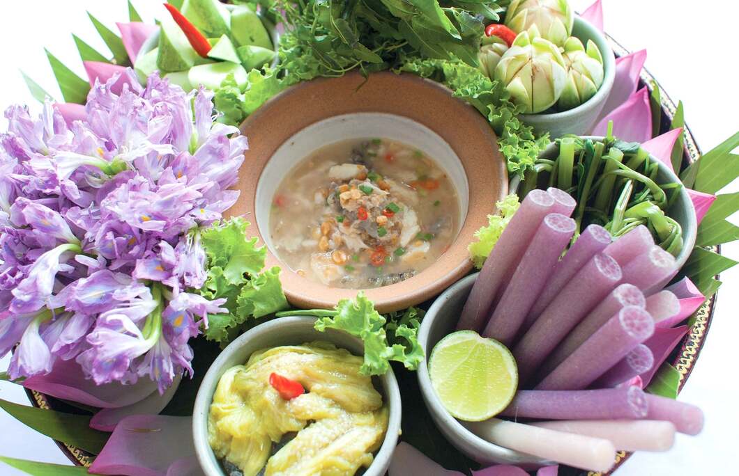 6. Banh Sung – Noodle Salad