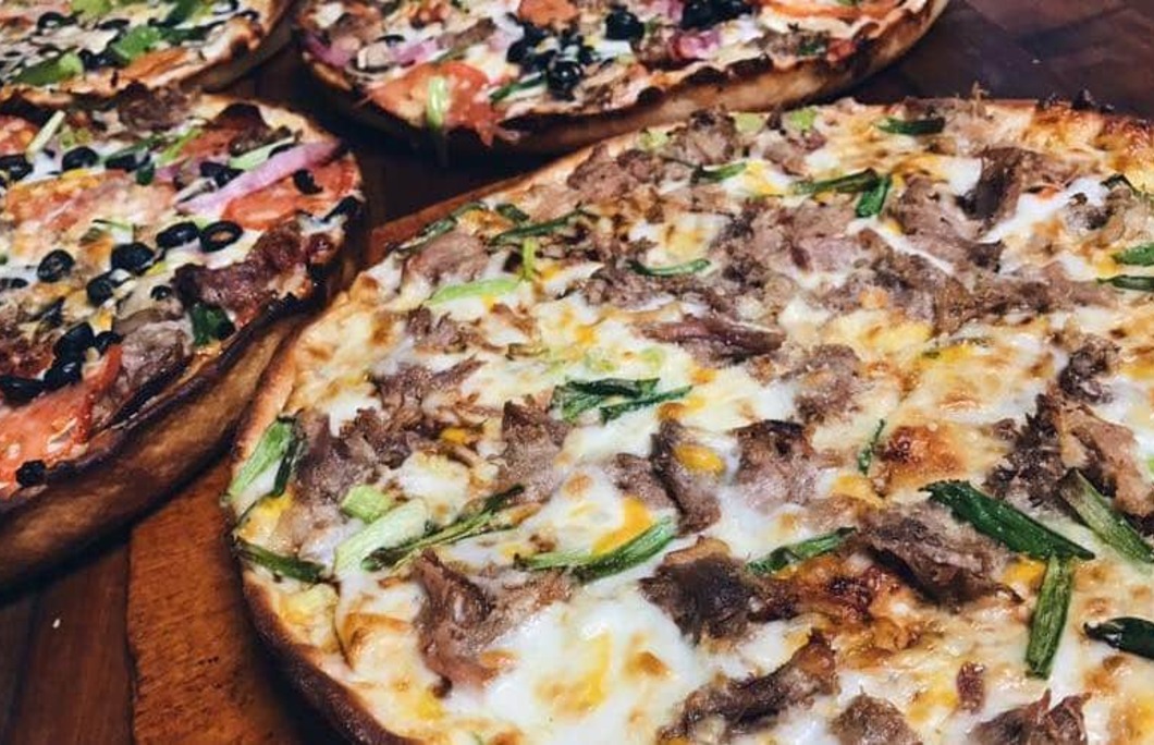 1. Big Kahuna’s Pizza – Honolulu