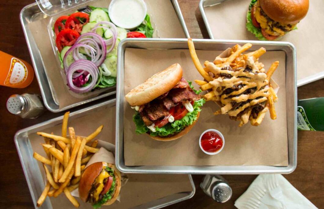 5. Broadway Burgers & BBQ – Wichita