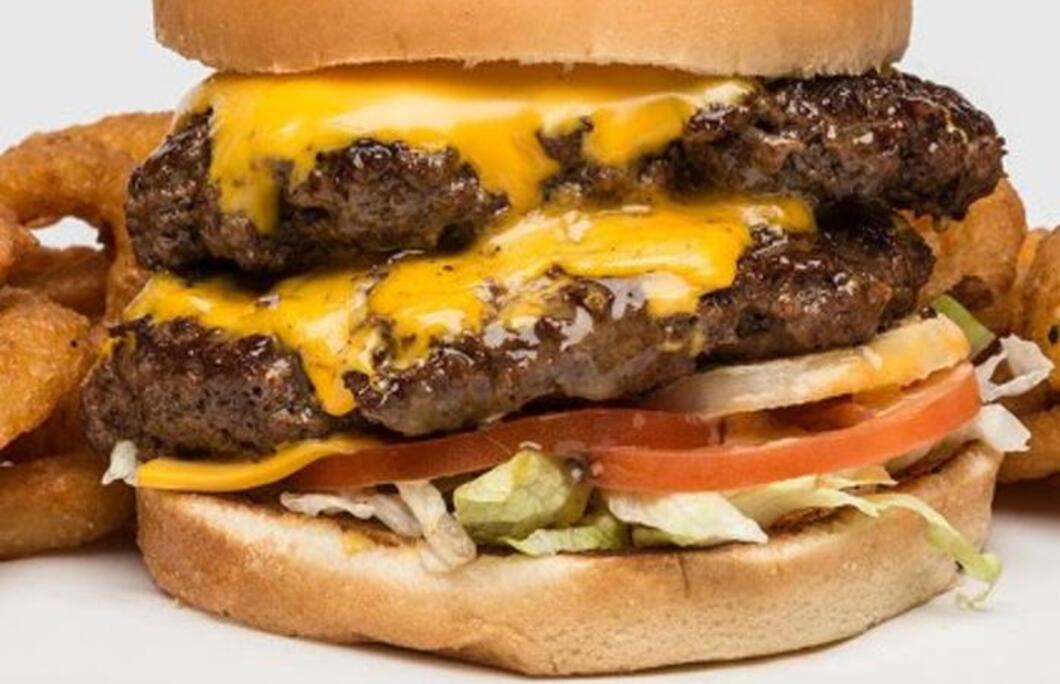 19. Burger Barge – East Peoria