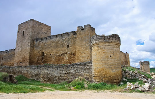 Castillo Encantado de Trigueros del Valle