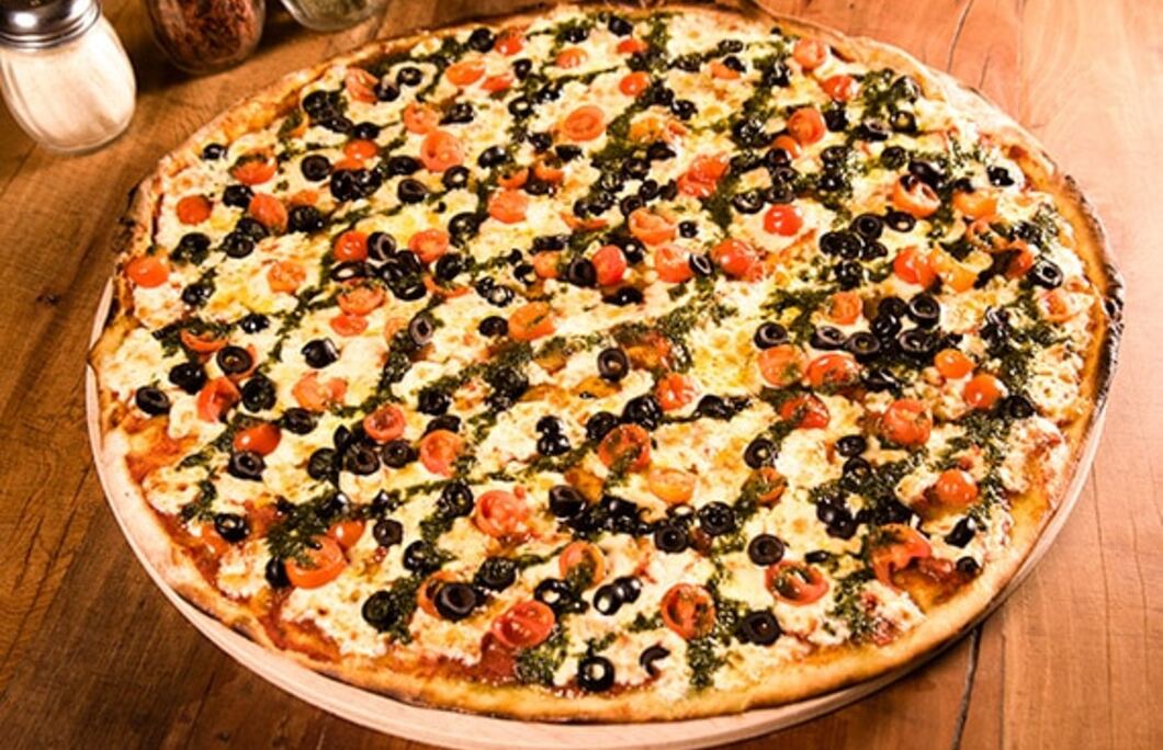 6. Central Pizza