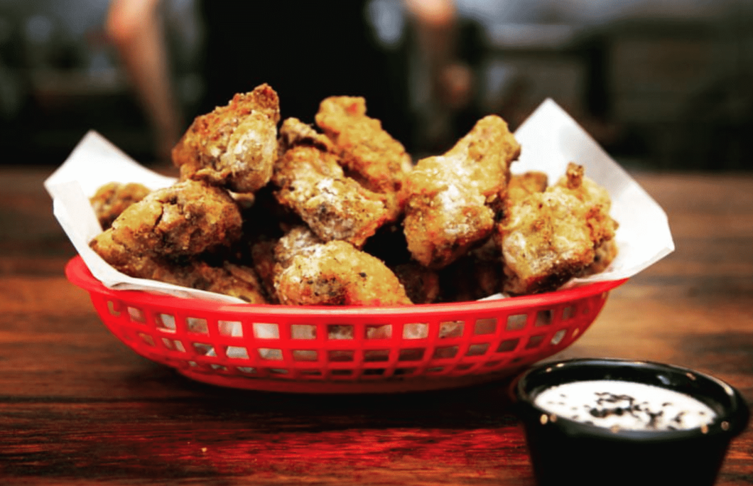 17. Chicken Wings And Beers – Tippler’s Tap