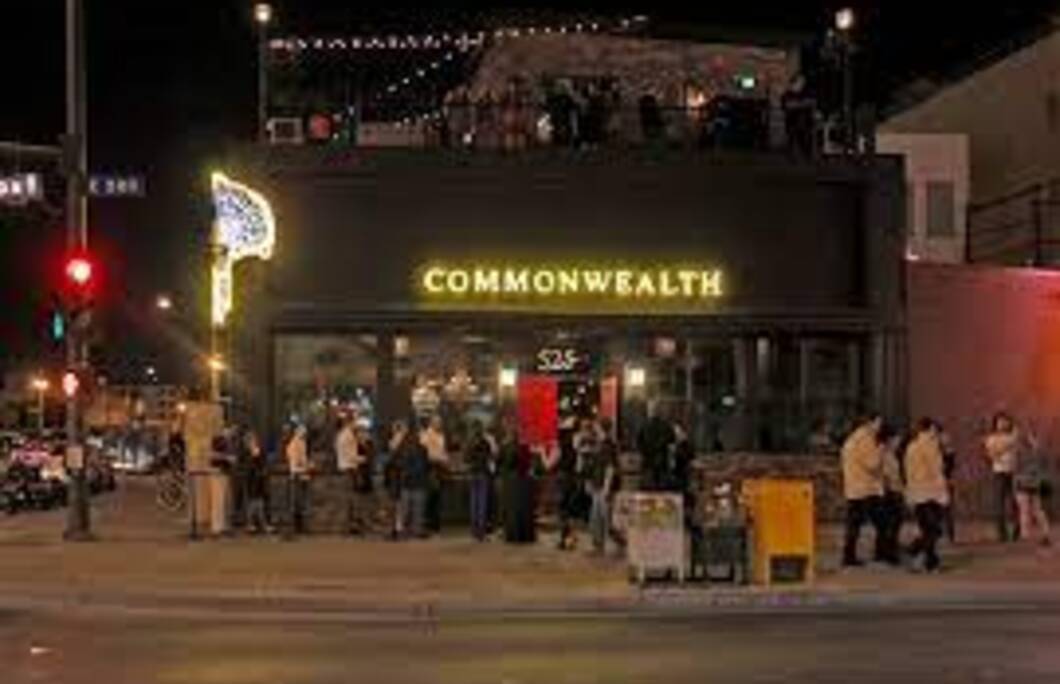 2. Commonwealth, Freemont East