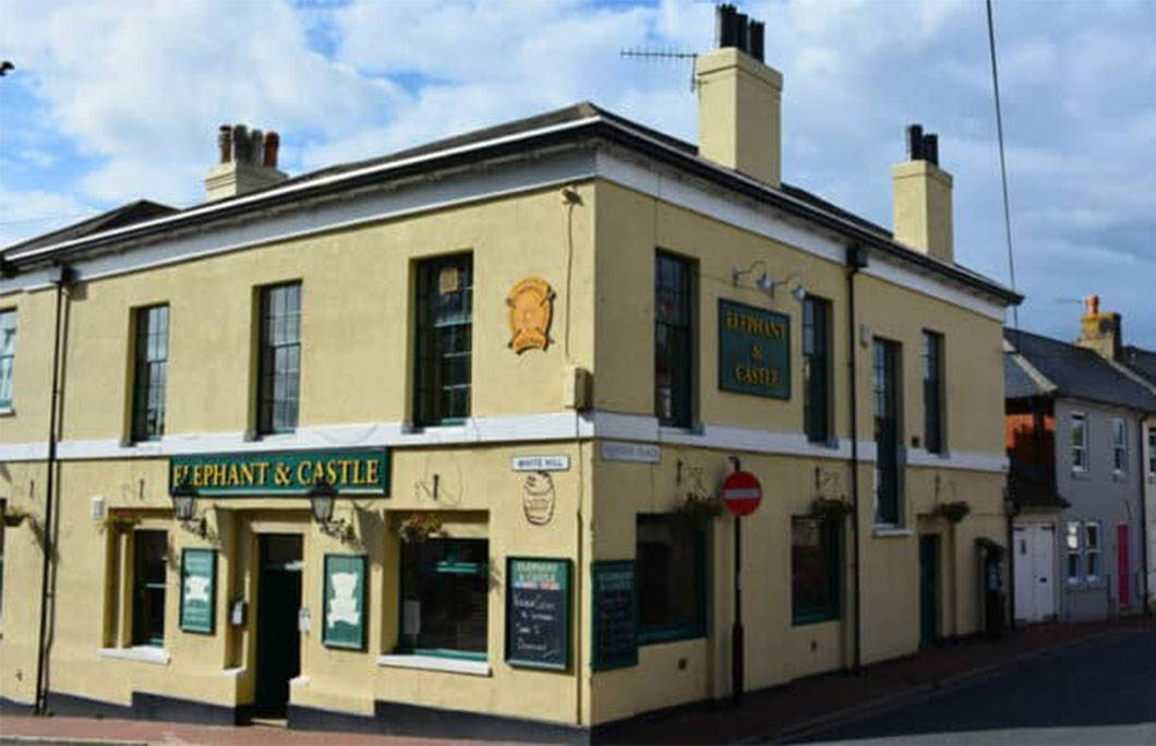 Elephant and Castle Pub, Elephant and Castle