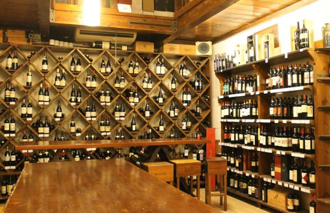 5. Enoteca Picone