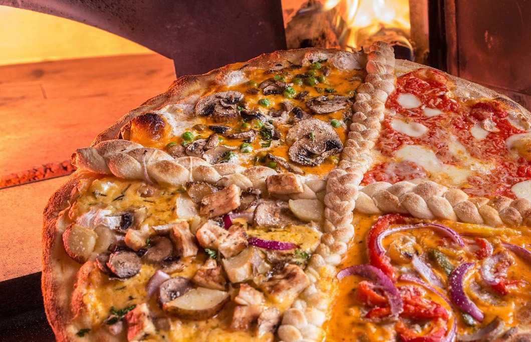 21. Flat Earth Pizza – Carson City