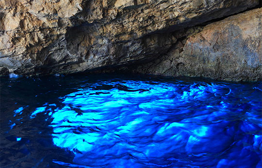 Γαλάζιες Σπηλιές