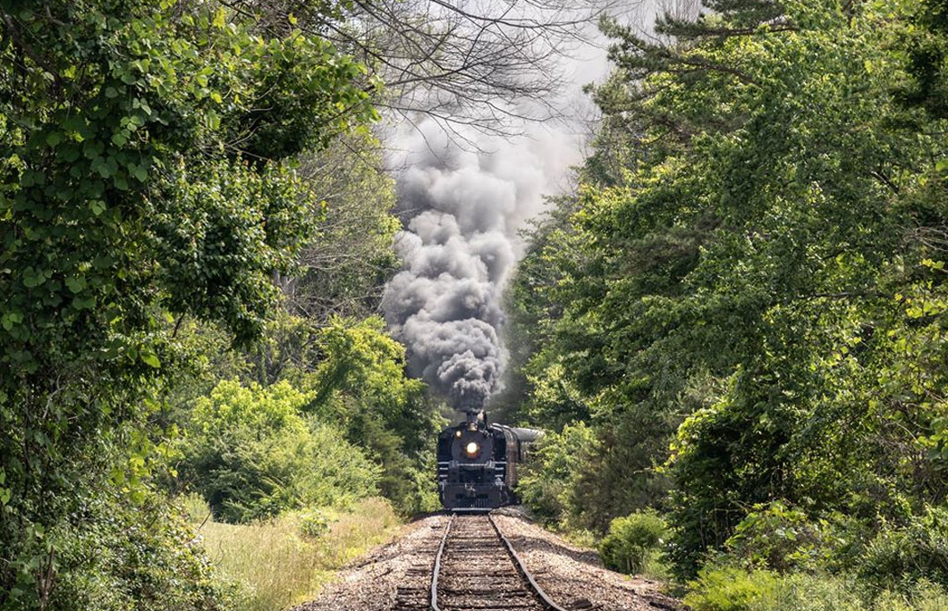 5. Great Smoky Mountains Railroad
