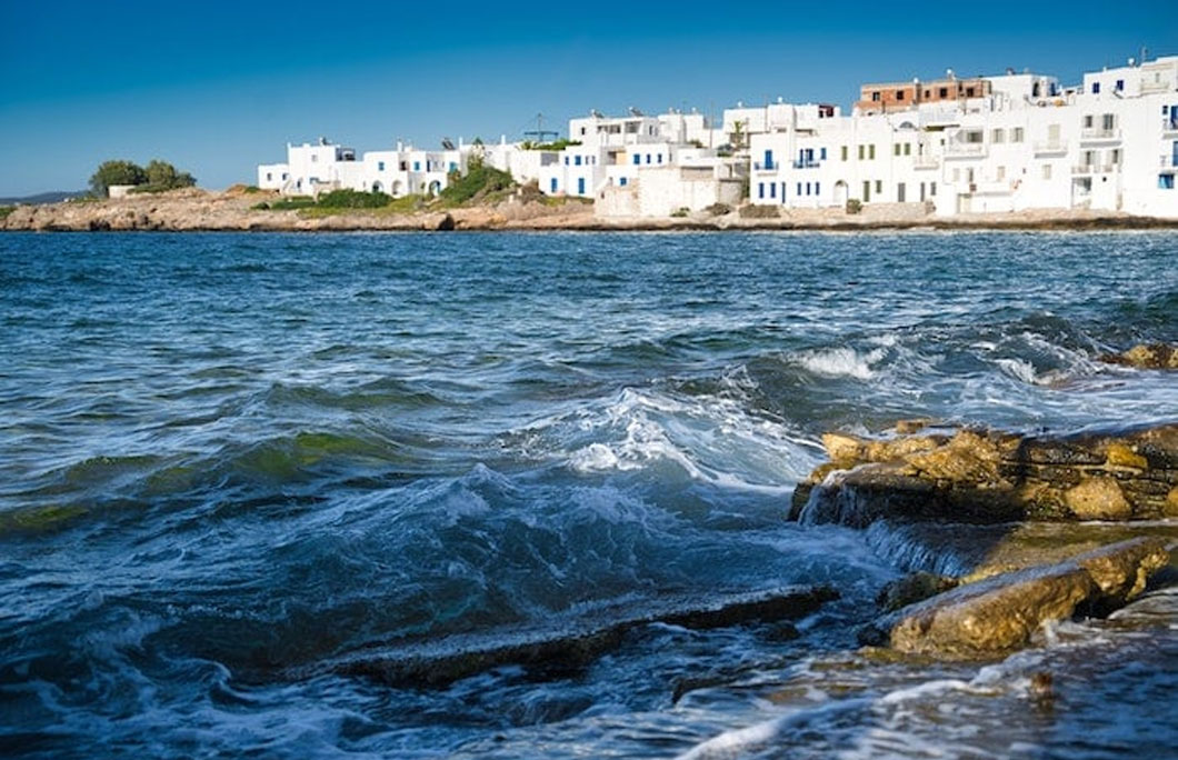 1. Paros