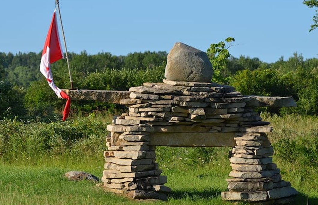 Inuksuit stones balance on each other