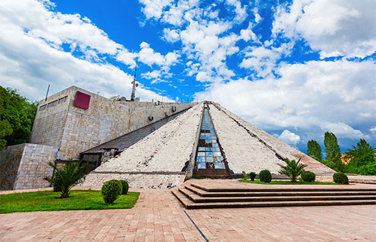 La Pirámide de Tirana