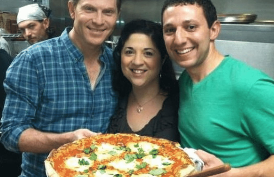 7. Licaris Sicilian Pizza – Grand Rapids