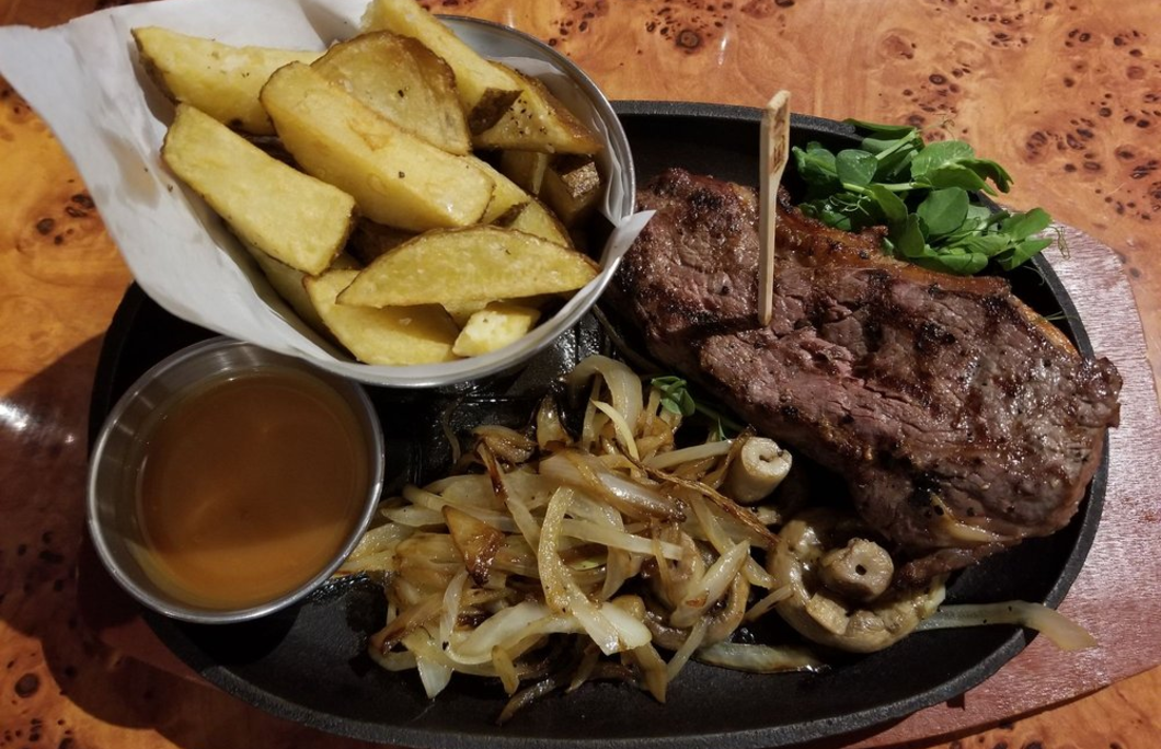 3. Little Steak House – Paisley