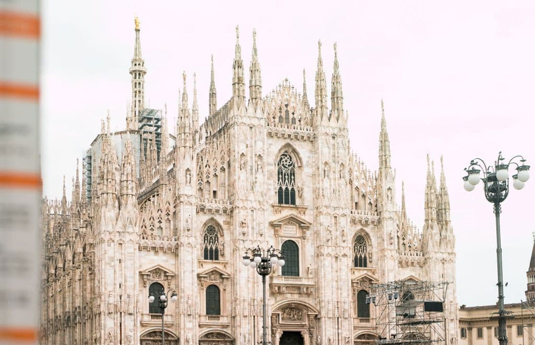  Milan, Italy with 6.347 million tourists per year 